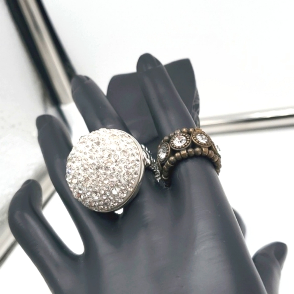 🍒2 Elastic Ring With Clear Stones.